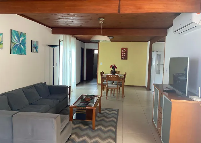V&V House